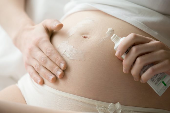 Các biện pháp phòng tránh và điều trị các vấn đề da liễu phổ biến trong thai kỳ