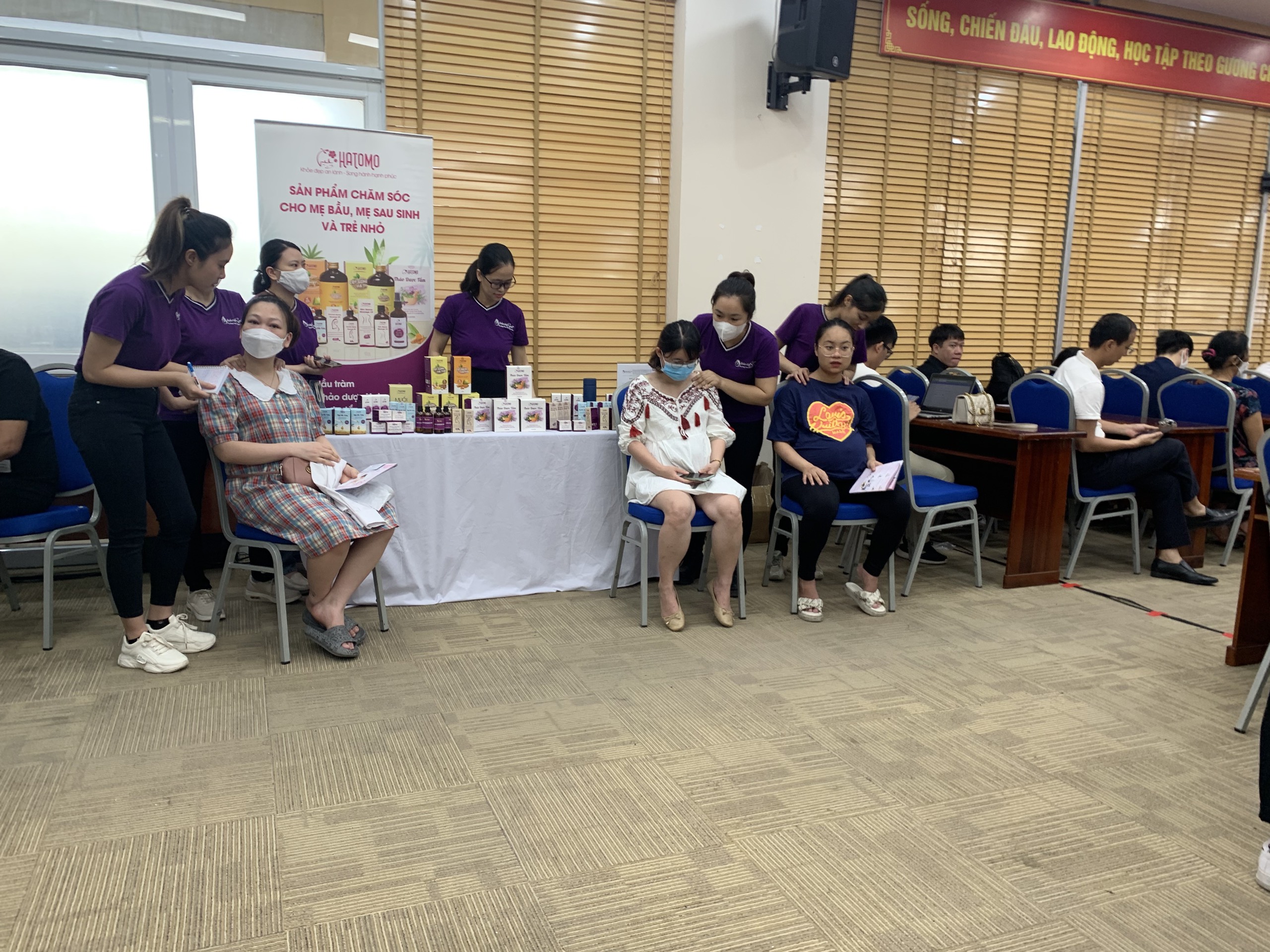 Trải nghiệm Massage Bầu miễn phí khi tham gia Hội thảo tiền sản Cộng Đồng Bầu